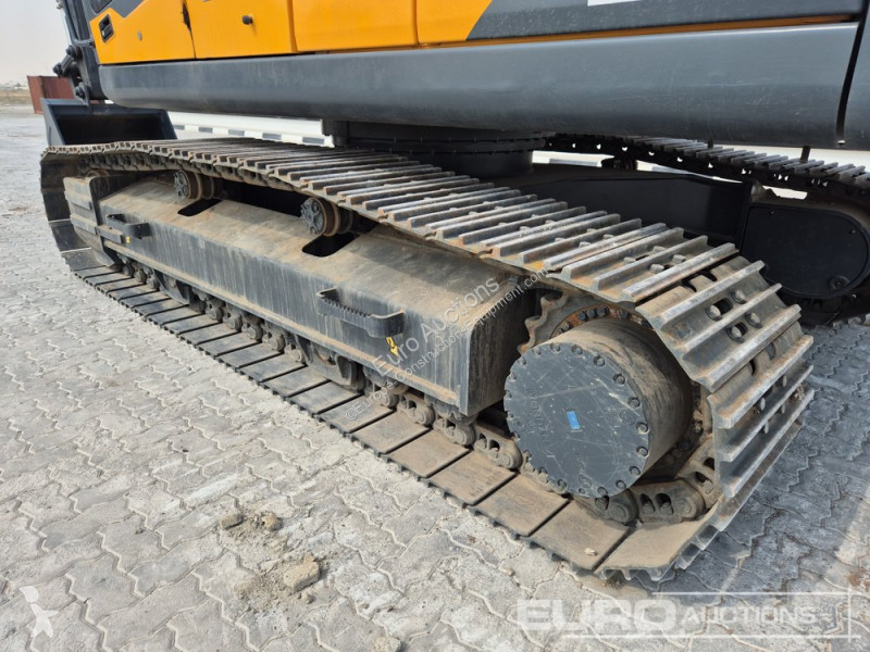 جرافة Hyundai R215L