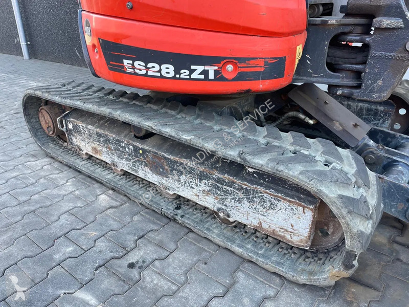 Escavadora Eurocomach ES28.2ZT