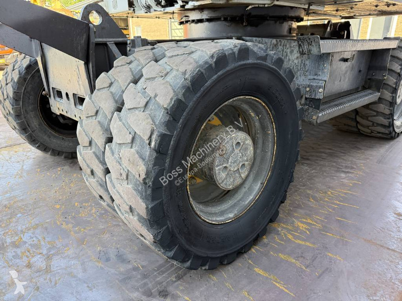 Escavadora Volvo - Tiltrotator / Triple Boom /...