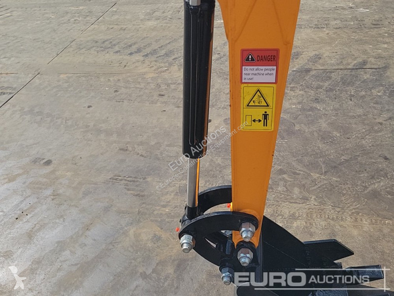 Escavatore JPC HT12