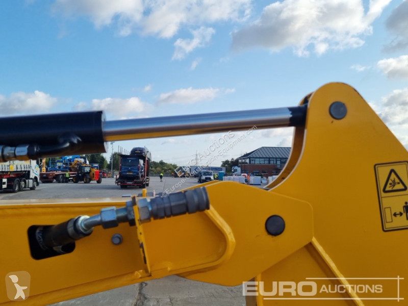 جرافة JCB 16C-1