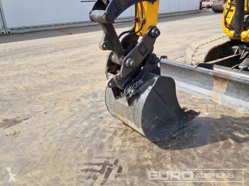 Escavadora JCB