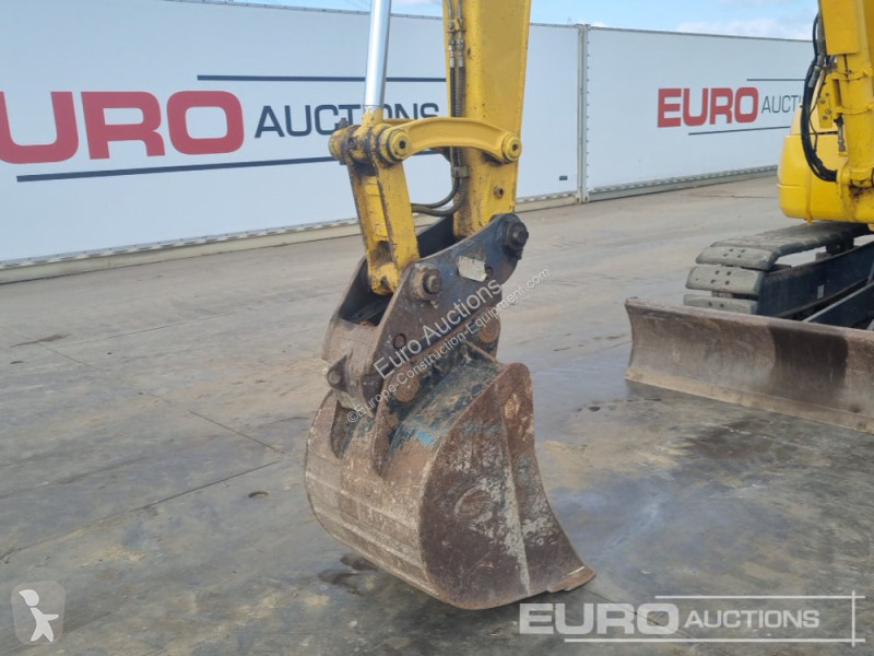 جرافة Komatsu PC80MR-5