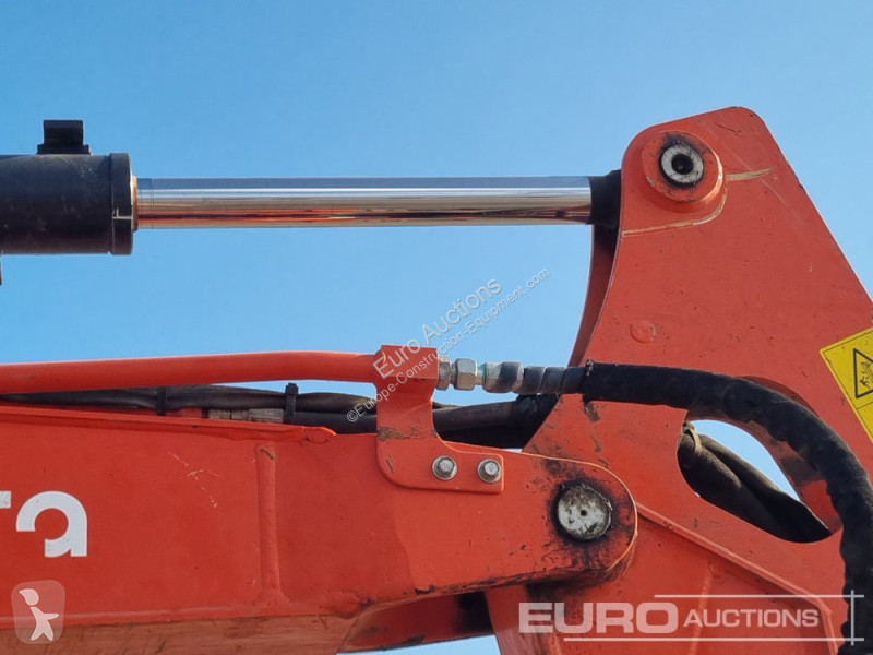 Escavadora Kubota U48-4