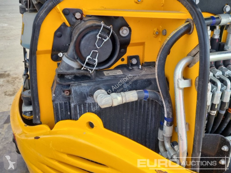 Escavatore JCB