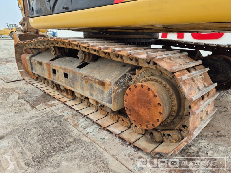Escavatore Caterpillar 2