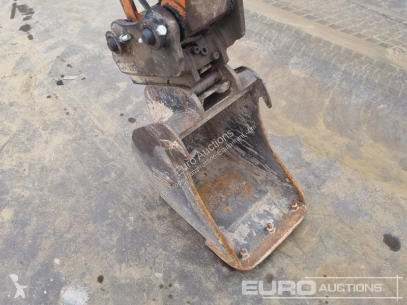 Excavadora Hitachi ZX26U-5A CLR