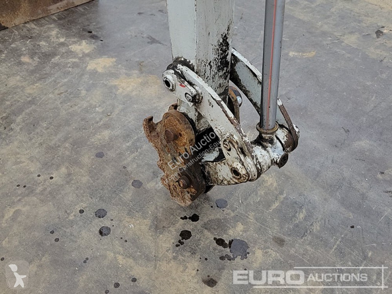 Escavadora Takeuchi TB216