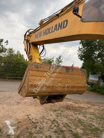 Escavatore New Holland 215 B