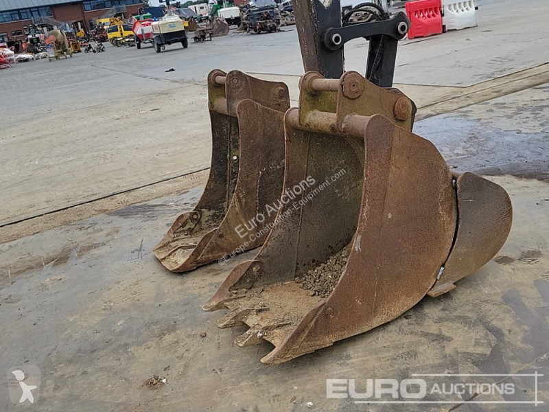 جرافة Bobcat