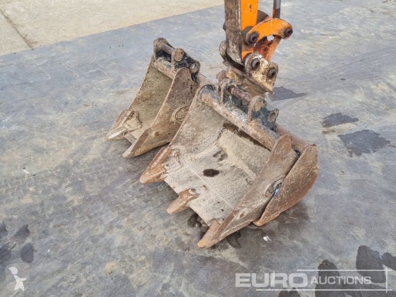Excavadora Hitachi ZX17U-2
