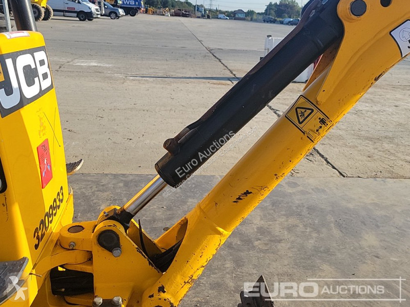 جرافة JCB CT