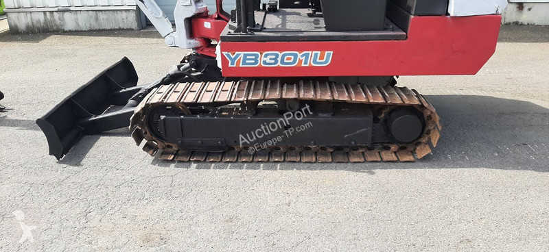 Escavatore Yanmar YB301U