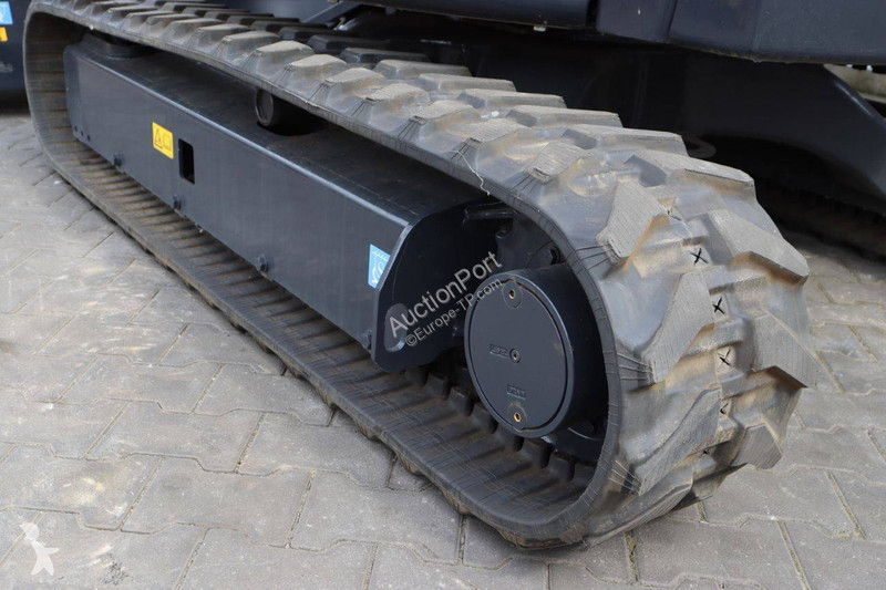 Escavadora Hitachi ZX38U-6 CLR