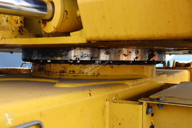 Escavatore Komatsu MR-8