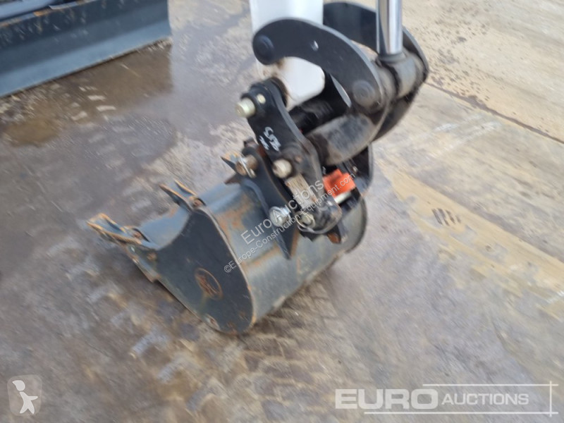 Lopatový nakládač Bobcat E19