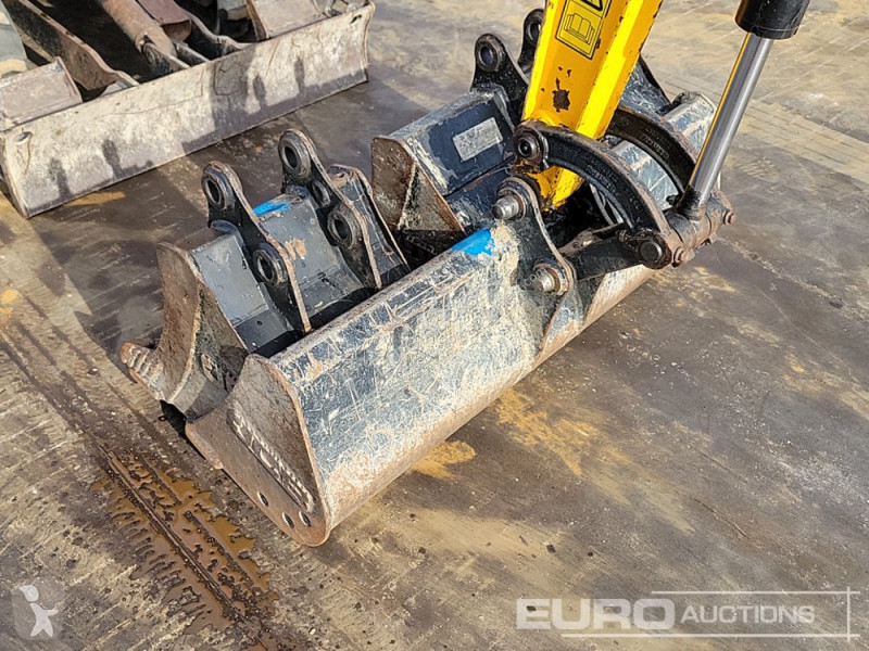 Excavator JCB 16C-1