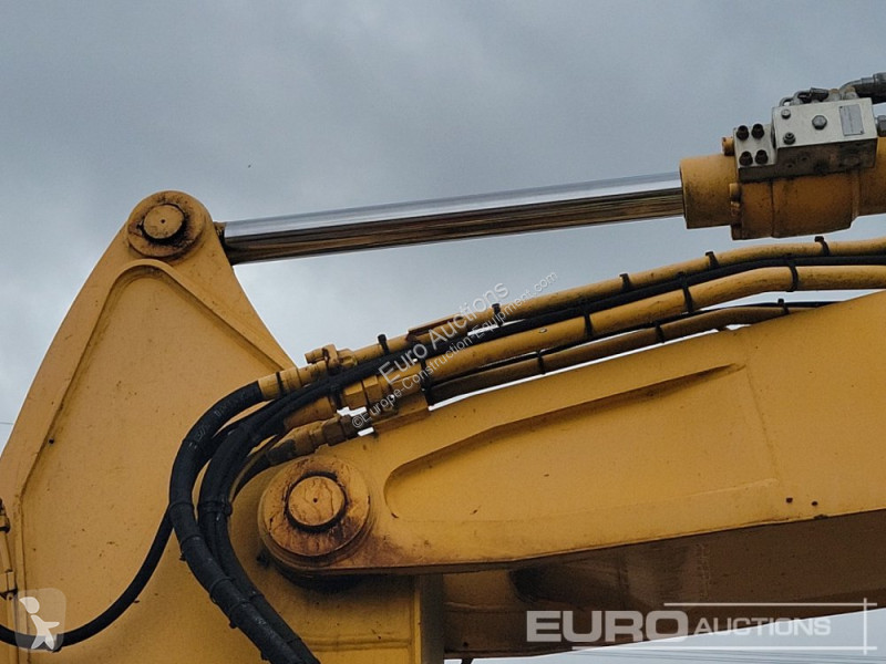 Escavatore Caterpillar