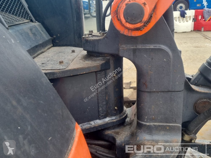 Escavatore Kubota KX080-4A