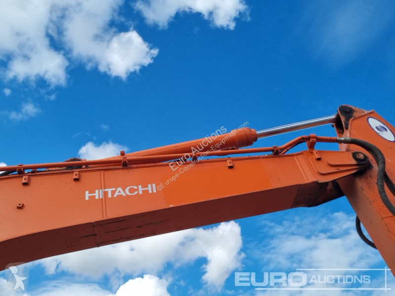 Escavadora Hitachi -6