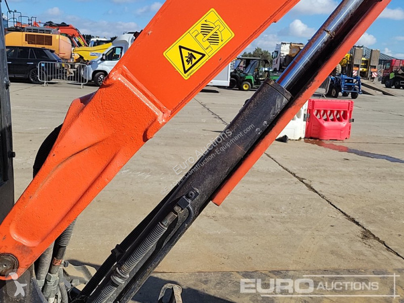 Excavadora Kubota U27-4