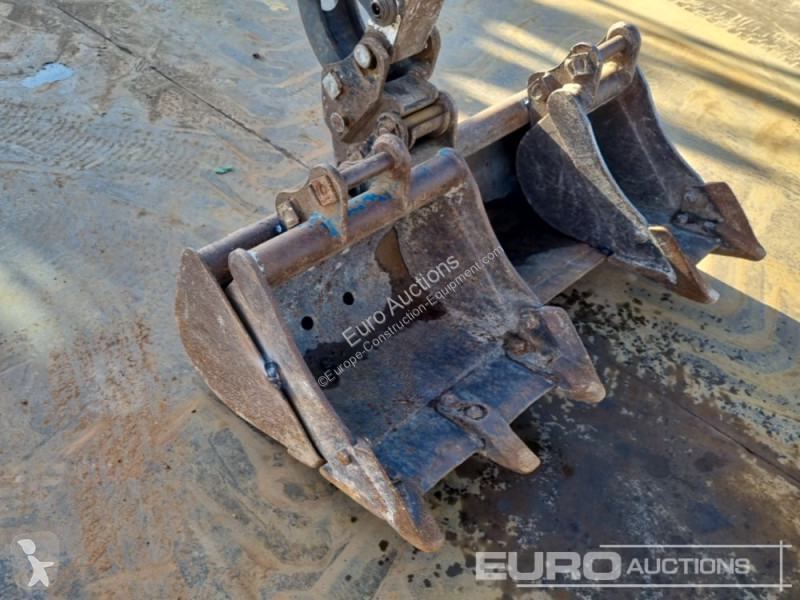 Skovl Bobcat E17
