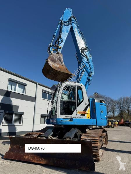 Excavator New Holland Kobelco E235 BSR-2...