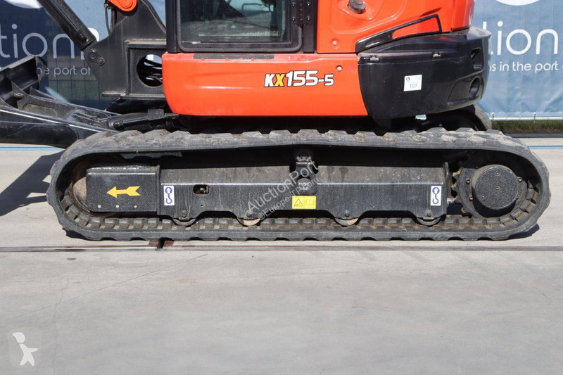 Excavadora Kubota KX155-5