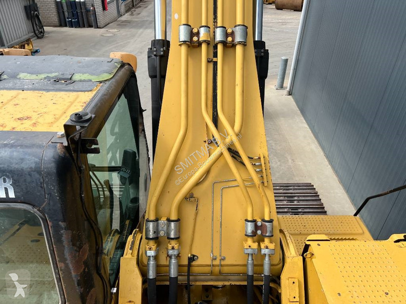 Excavator Caterpillar L