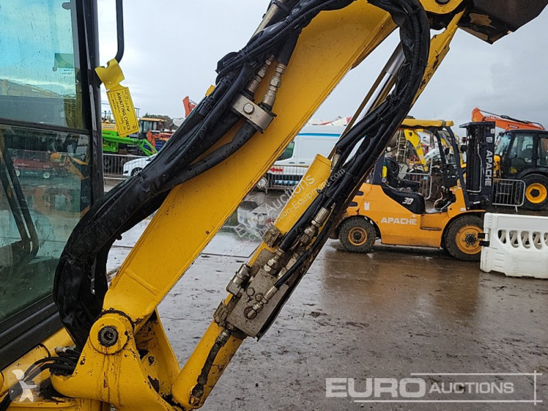 Lopatový nakládač Komatsu PC26MR-3