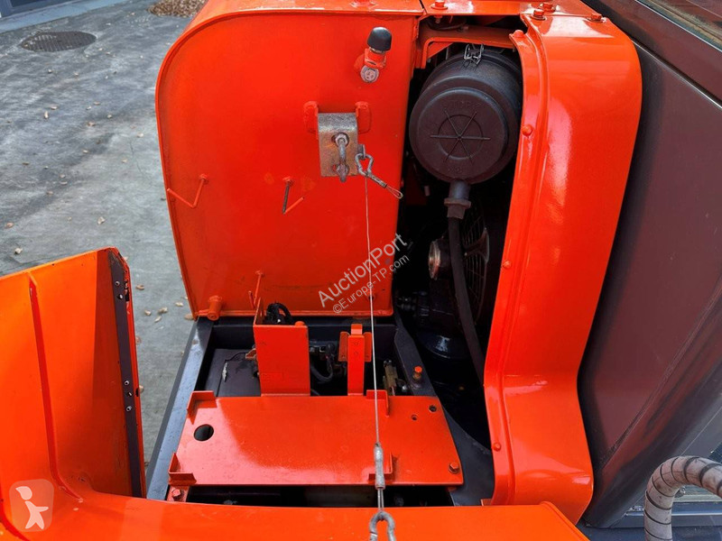 Skovel Doosan -9C