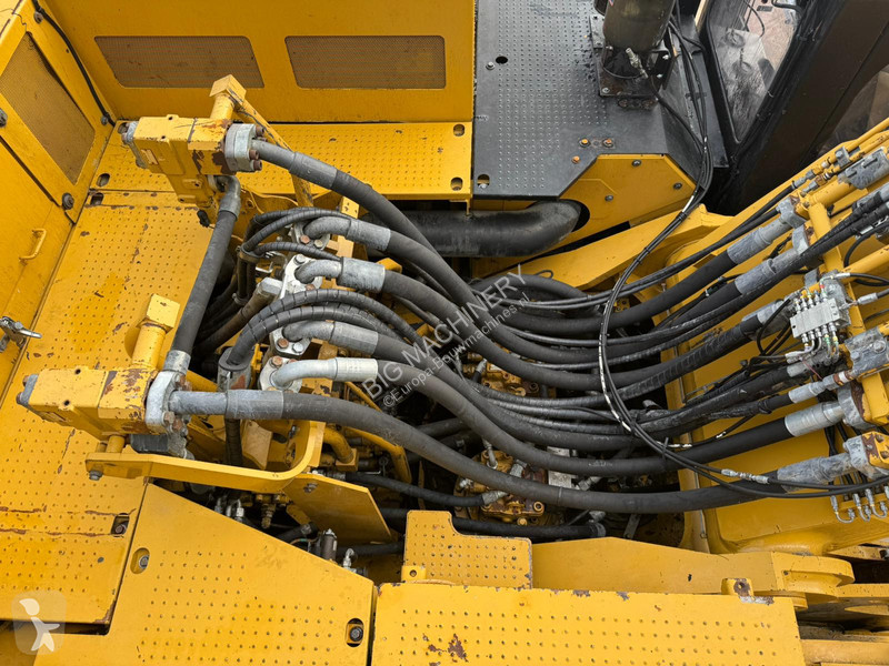 Rýpadlo Caterpillar 374FL