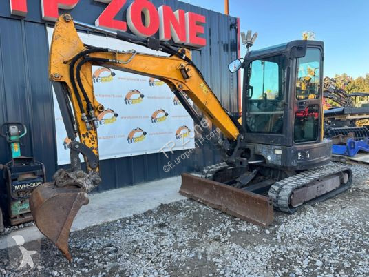 Lopatový nakládač Bobcat e35 à 22 500 € ht
