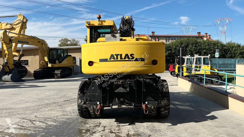 جرافة Atlas