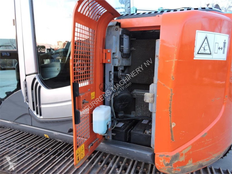 جرافة Hitachi ZX135