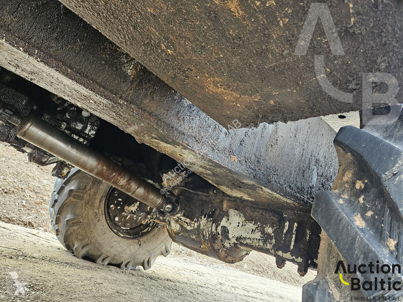 جرافة JCB