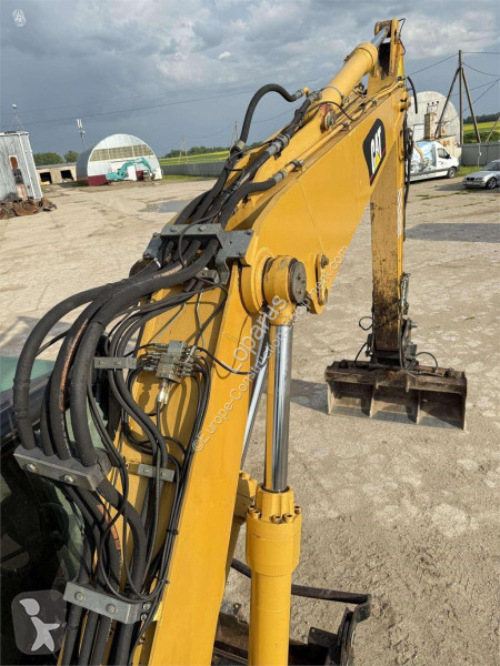 جرافة Caterpillar C