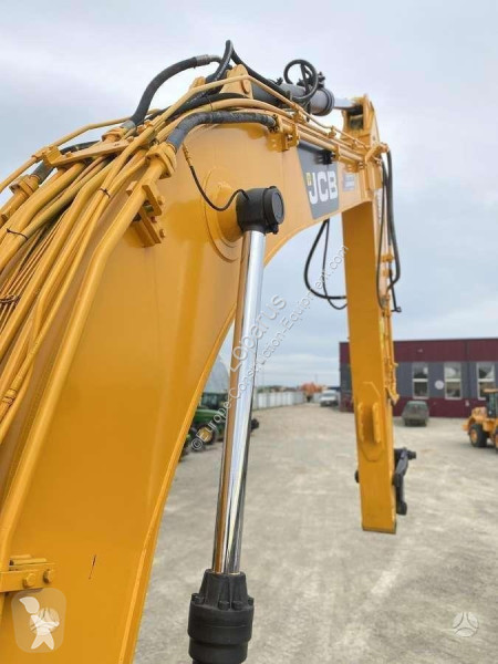 Rýpadlo JCB ISUZU MANUAL PUMP
