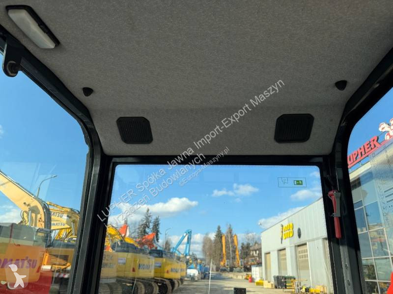 Lopatový nakládač Kubota KX016-4