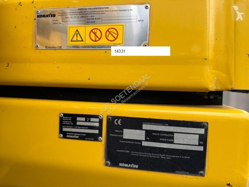 جرافة Komatsu 10