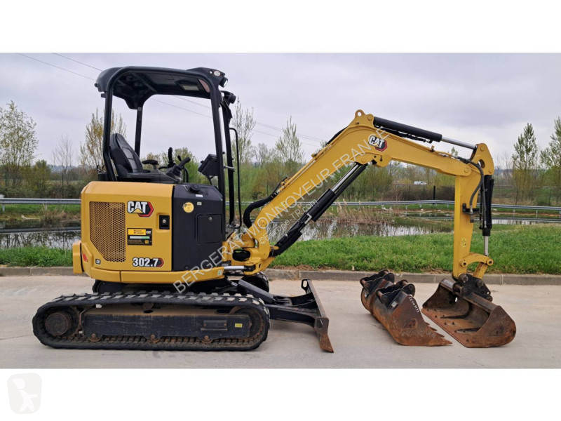 Rýpadlo Caterpillar 302.7