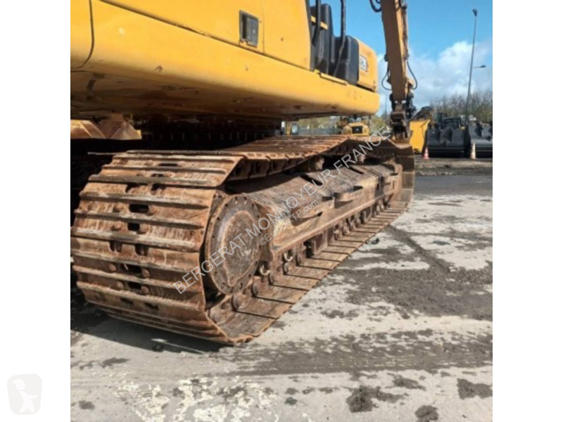 جرافة Caterpillar