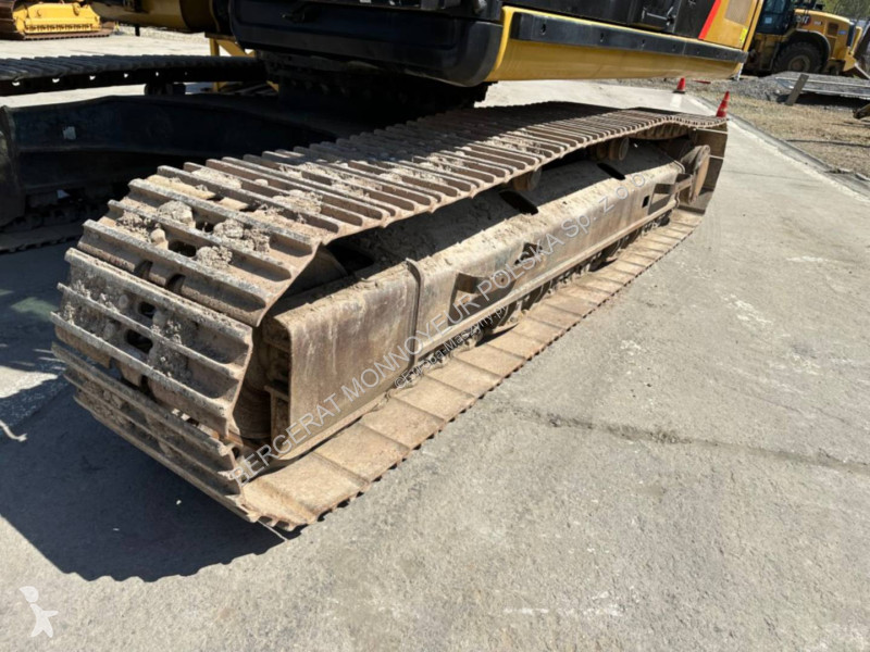 Rýpadlo Caterpillar 320FL