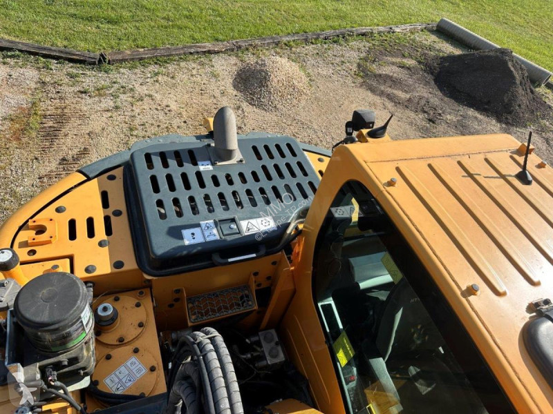 جرافة Hyundai  HX 145 LCR