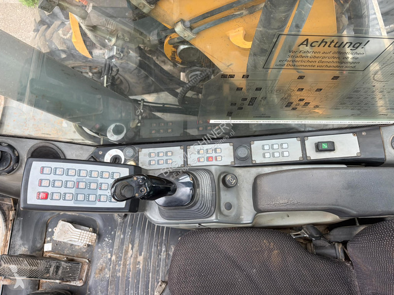 جرافة Liebherr A918