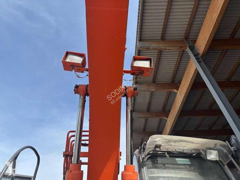 جرافة Hitachi ZX135 US3
