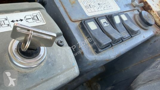 جرافة Takeuchi tb225 voies variables à 23 900 € ht