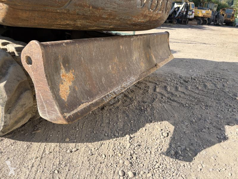جرافة Volvo EC55