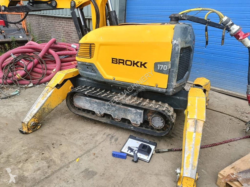 Skovl Brokk 170 demolition robot remote radio...