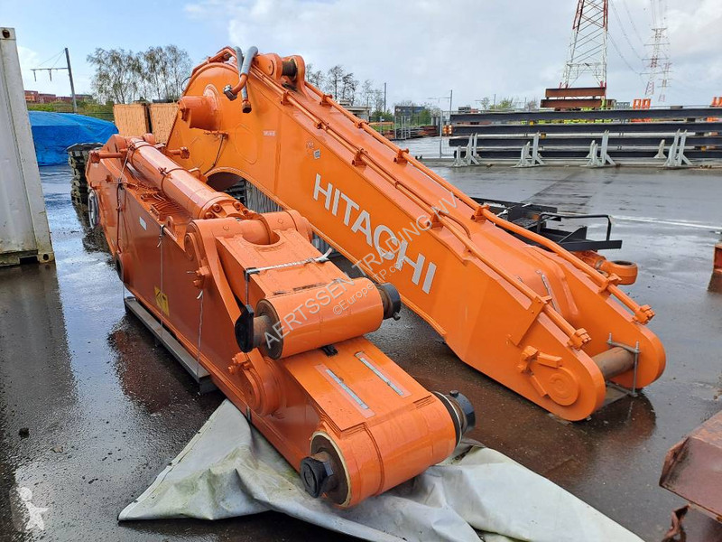جرافة Hitachi ZX890LCR-7